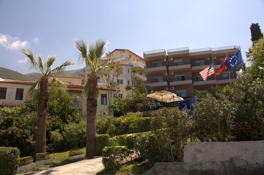 Hotel Ambasador à Vlorë Extérieur photo