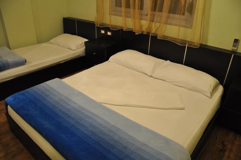 Hotel Ambasador à Vlorë Extérieur photo