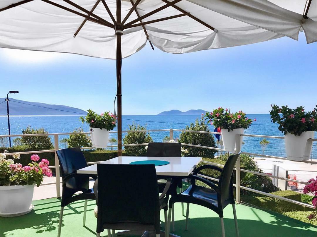 Hotel Ambasador à Vlorë Extérieur photo